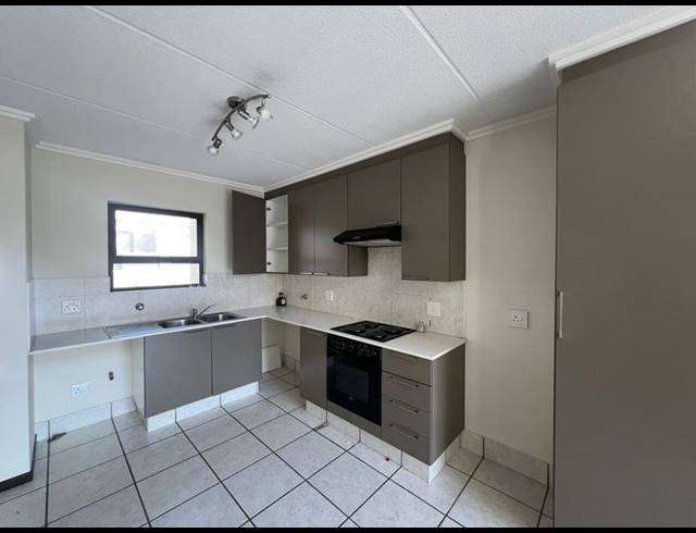 2 BEDROOM PROPERTY TO RENT IN PAULSHOF
